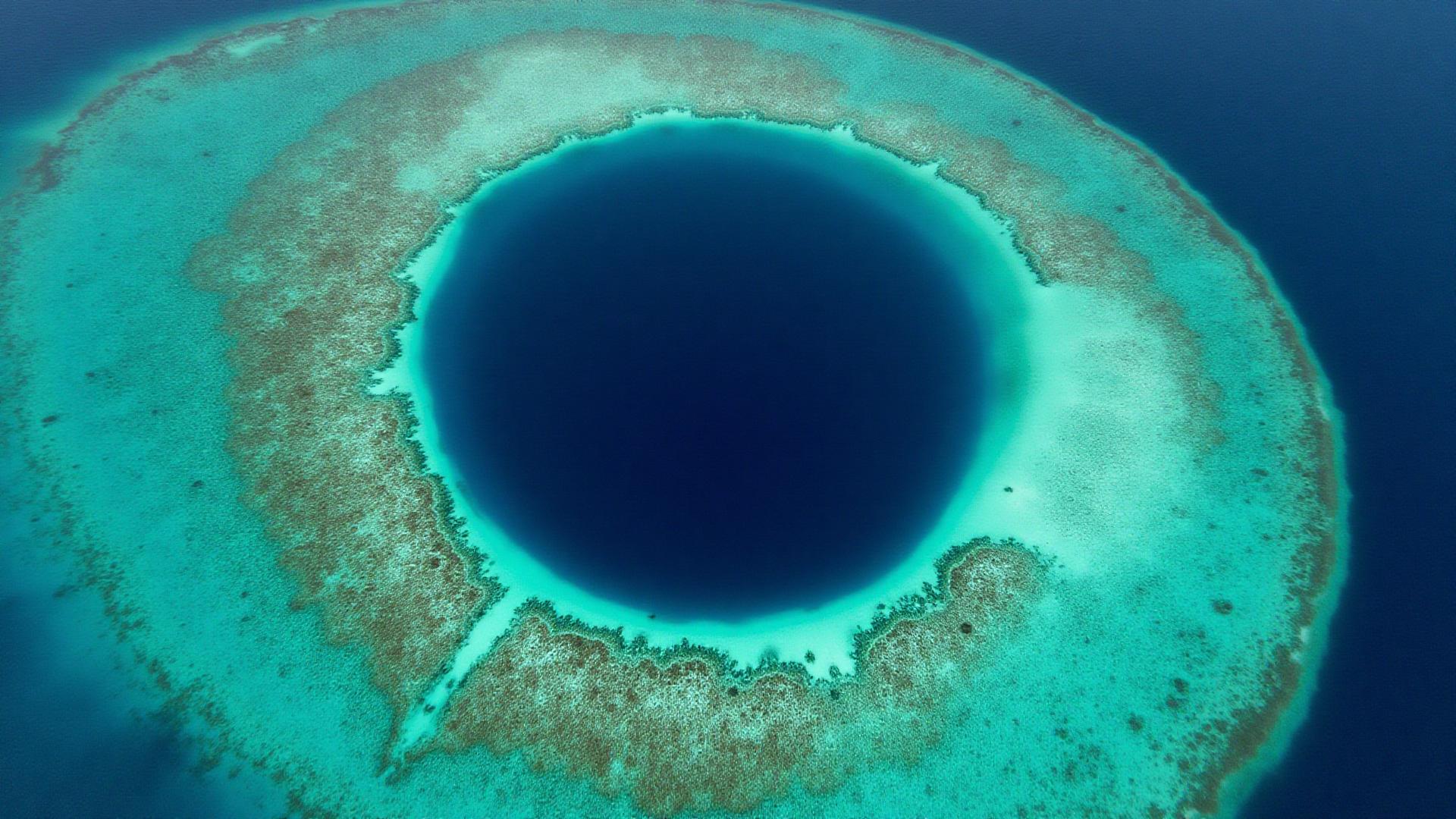 Great Blue Hole Belize Diving Guide